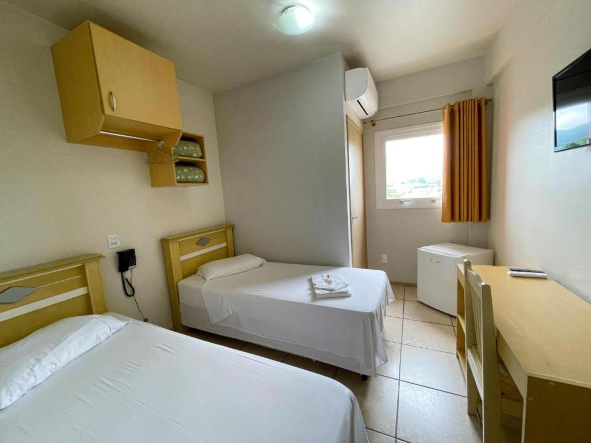 Andardac Hotel Guaramirim Ruang foto