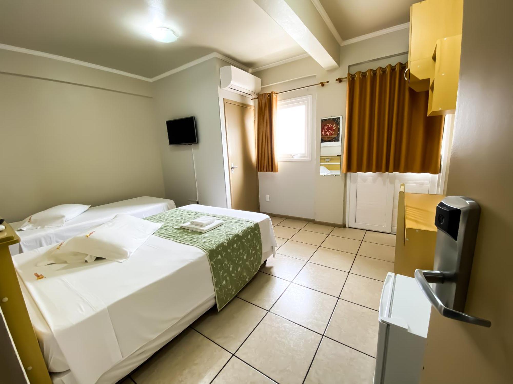 Andardac Hotel Guaramirim Bagian luar foto