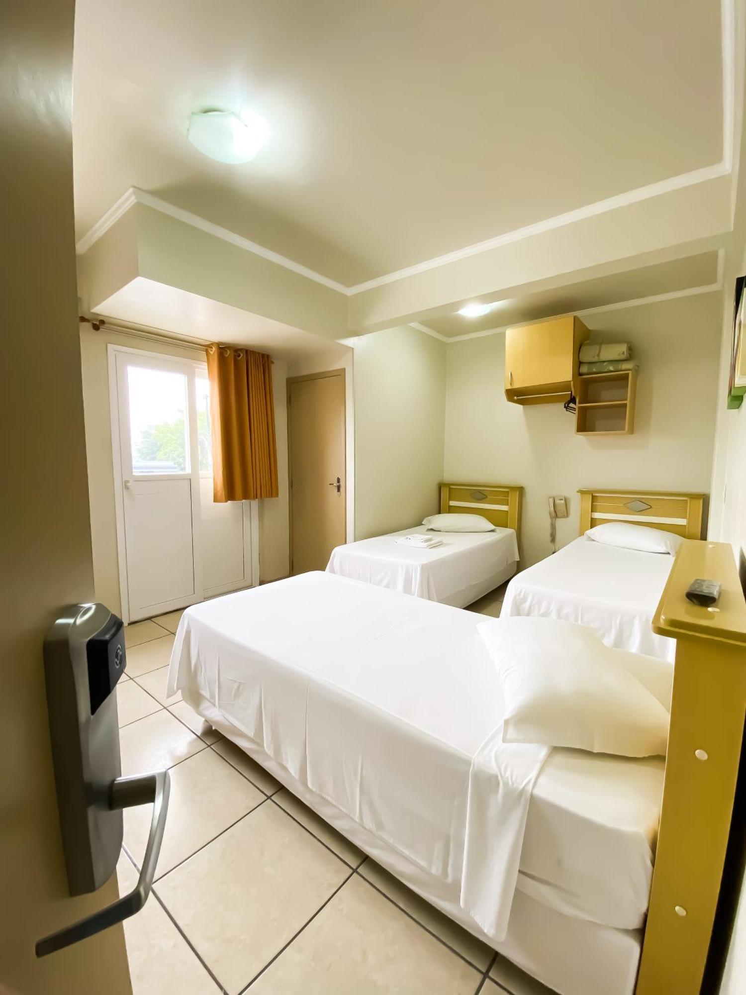 Andardac Hotel Guaramirim Bagian luar foto